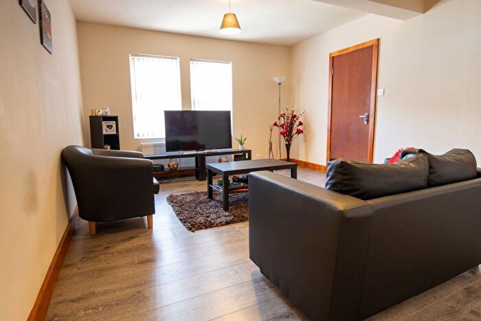 1 Bedroom Flat To Rent In Edinburgh Grove, Leeds, LS12