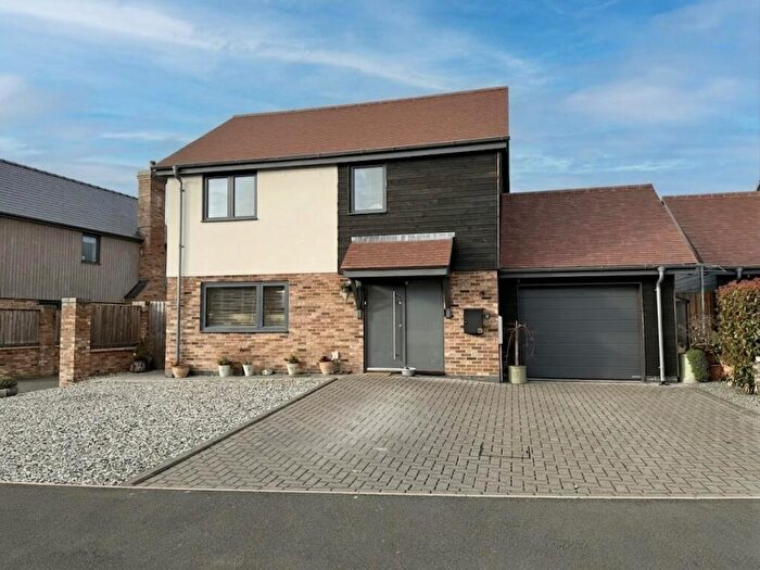 3 Bedroom House For Sale In Pyefinch Meadow, Burghill, Hereford, HR4