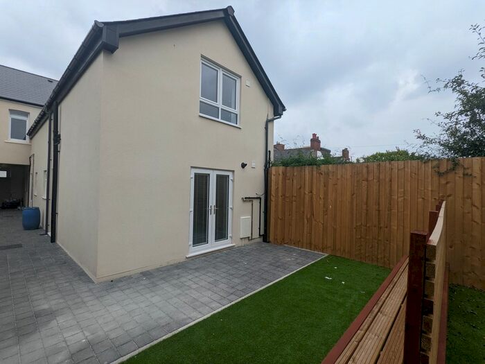 2 Bedroom Flat To Rent In Egerton Street, Canton, Cardiff, CF5