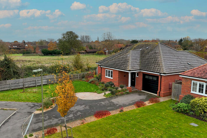 3 Bedroom Detached Bungalow To Rent In Thame Oxfordshire, OX9