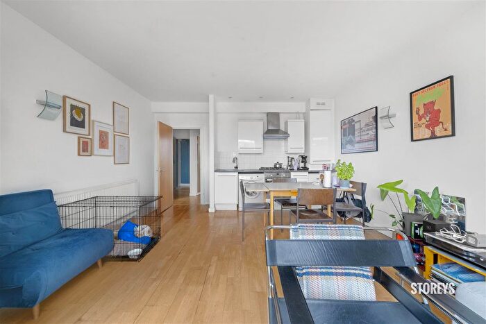1 Bedroom Flat To Rent In Phipp Street, Shoreditch, London, EC2A