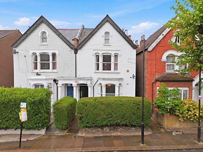1 Bedroom Apartment For Sale In Langham Road, South Tottenham, N15