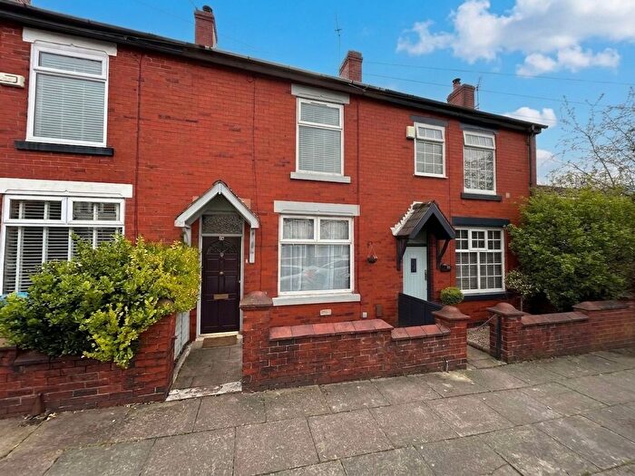 2 Bedroom Terraced House For Sale In St. Georges Crescent, Worsley, M28