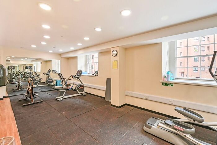 2 Bedroom Flat For Sale In The Highway, Wapping, London, E1W
