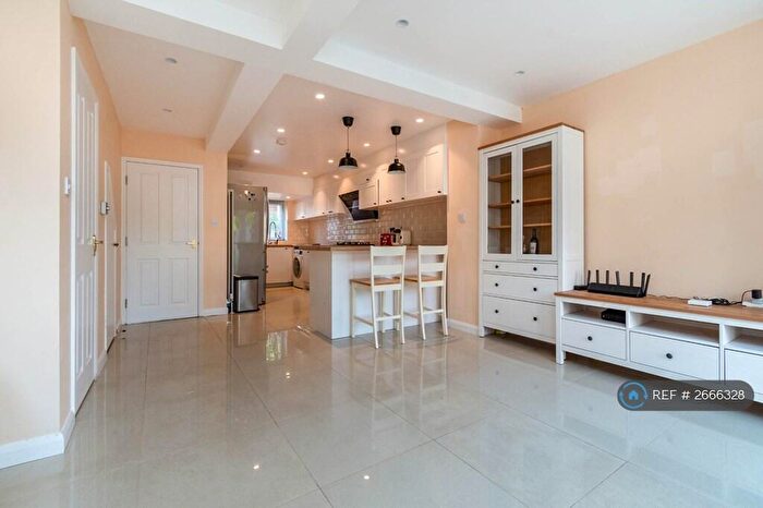 5 Bedroom Terraced House To Rent In Langley Park Road, Sutton, SM2