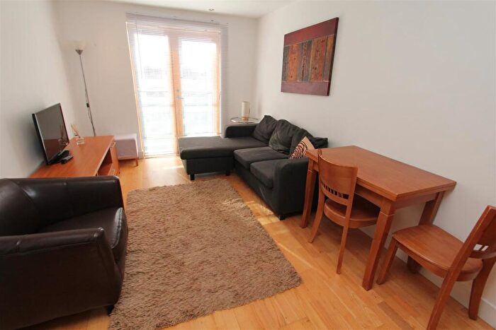1 Bedroom Flat To Rent In McClure House, Leeds Dock, LS10