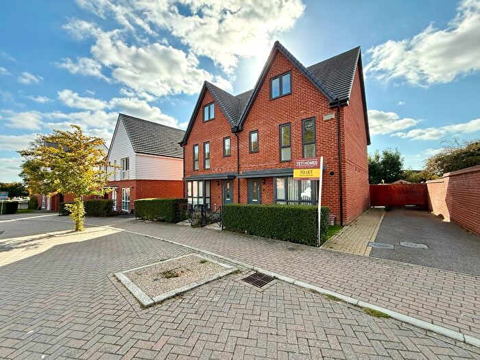 4 Bedroom Semi-detached House To Rent In Sir John Killick Road, Ashford, TN23