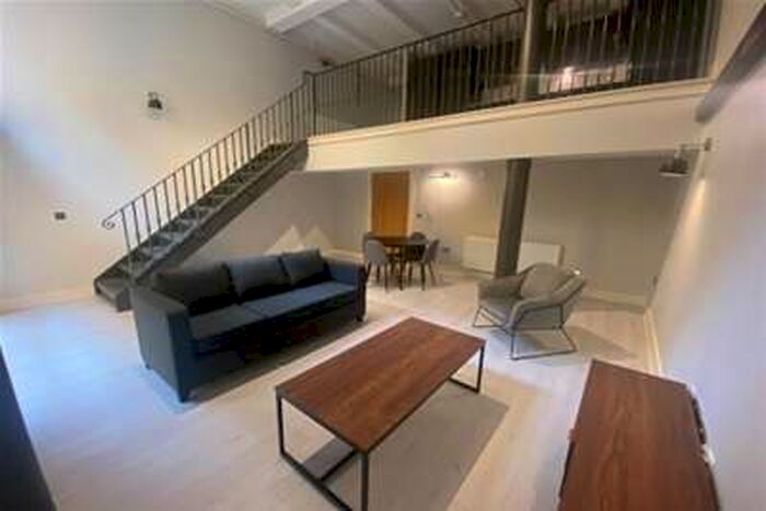 2 Bedroom Flat To Rent In Tobacco Warehouse L3