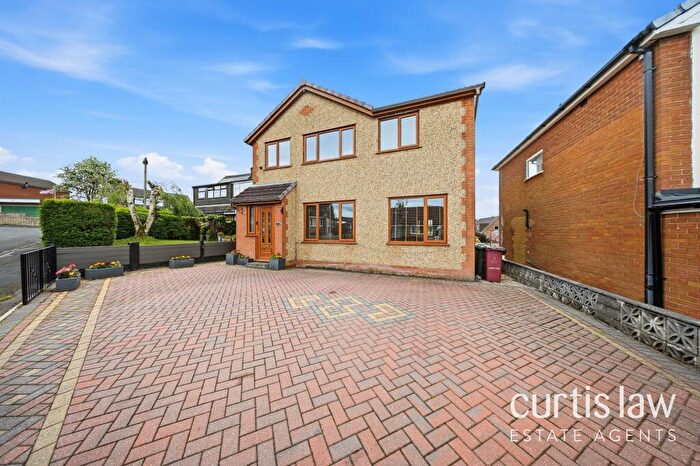 4 Bedroom Detached House For Sale In Woodstock Crescent, Blackburn, BB2