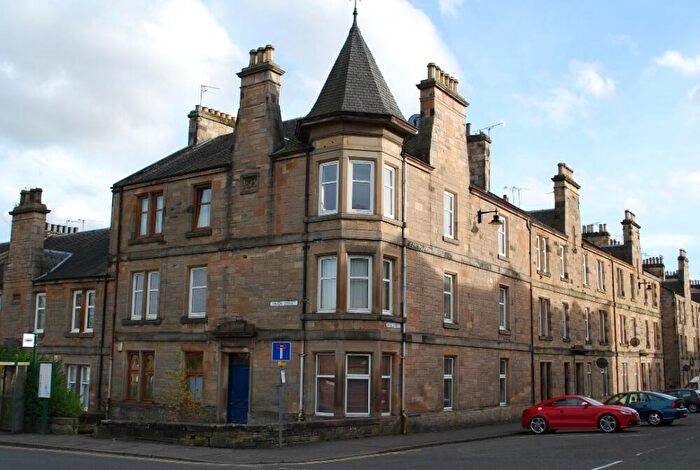 2 Bedroom Flat To Rent In F Union Street, Stirling, FK8