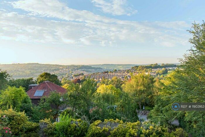 6 Bedroom Detached House To Rent In Wellsway, Bath, BA2