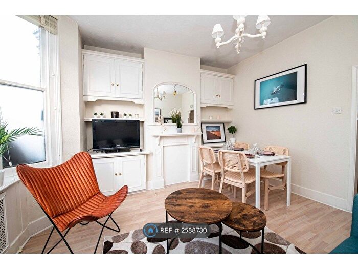 1 Bedroom Flat To Rent In Bishops Road, London, SW6