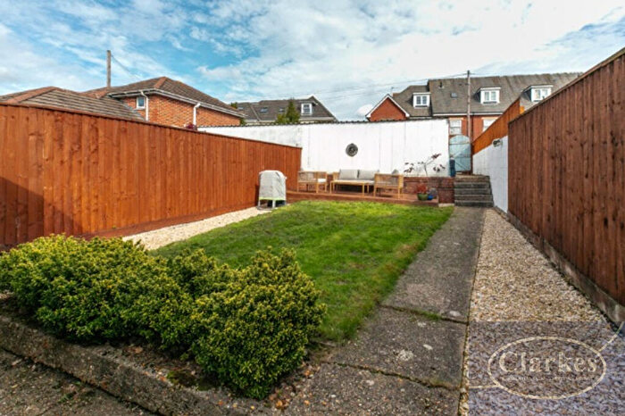 2 Bedroom Flat For Sale In Maple Road, Winton, Bournemouth, BH9