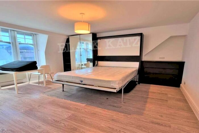 Studio To Rent In Glenloch Road, London NW3