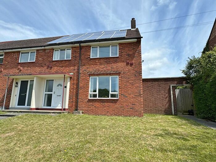 3 Bedroom End Of Terrace House For Sale In Beverston Road, Paulsgrove, PO6