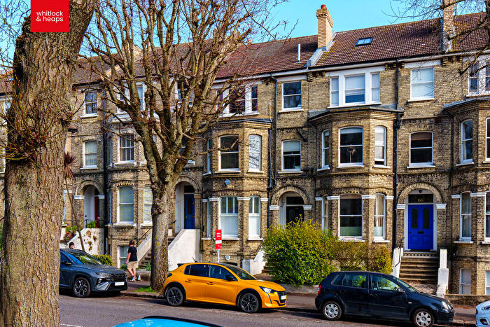 1 Bedroom Flat For Sale In Denmark Villas, Hove, BN3