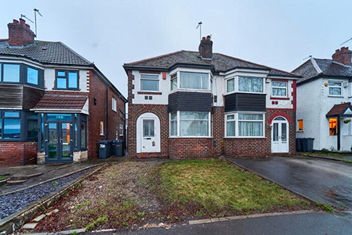 3 Bedroom Semi-Detached House For Sale In Kingsbury Road, Erdington, Birmingham, West Midlands, B24