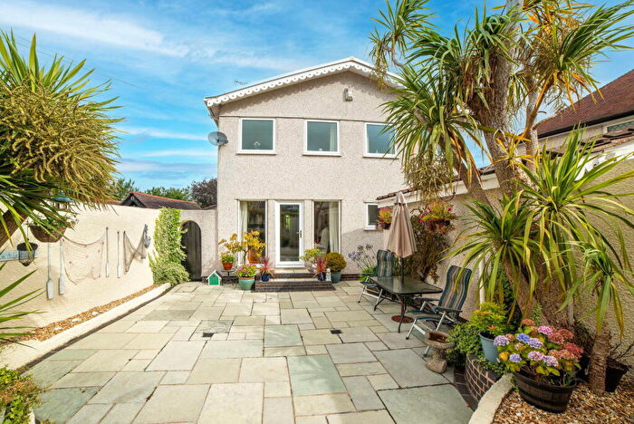 5 Bedroom Detached House For Sale In West Avenue, Bryn Newydd, Prestatyn, Denbighshire, LL19