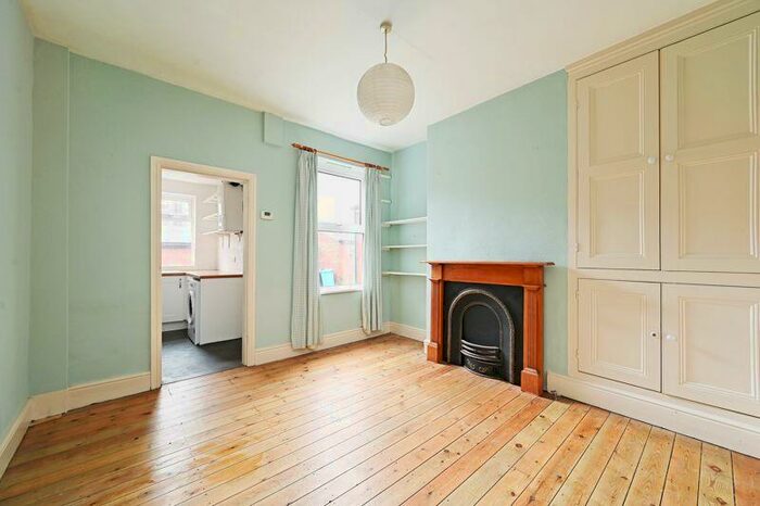 3 Bedroom Terraced House To Rent In Alcester Road, Sheffield, S7