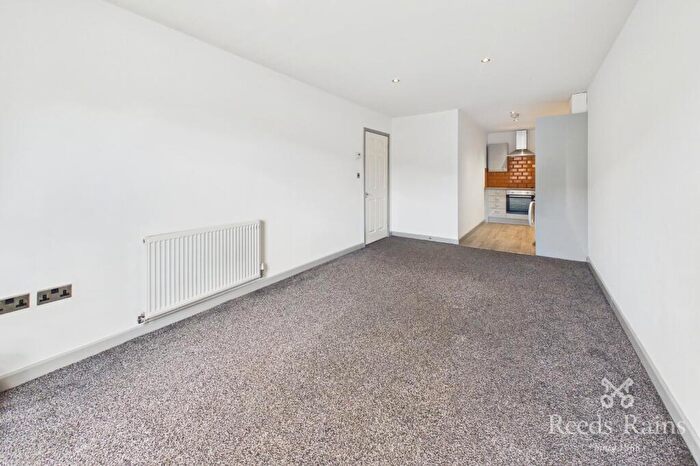 1 Bedroom Apartment To Rent In Blackwall, Halifax, West Yorkshire, HX1