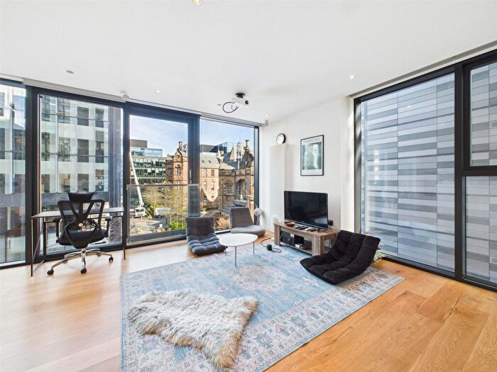 1 Bedroom Apartment To Rent In Simpson Loan, Edinburgh, Midlothian, EH3