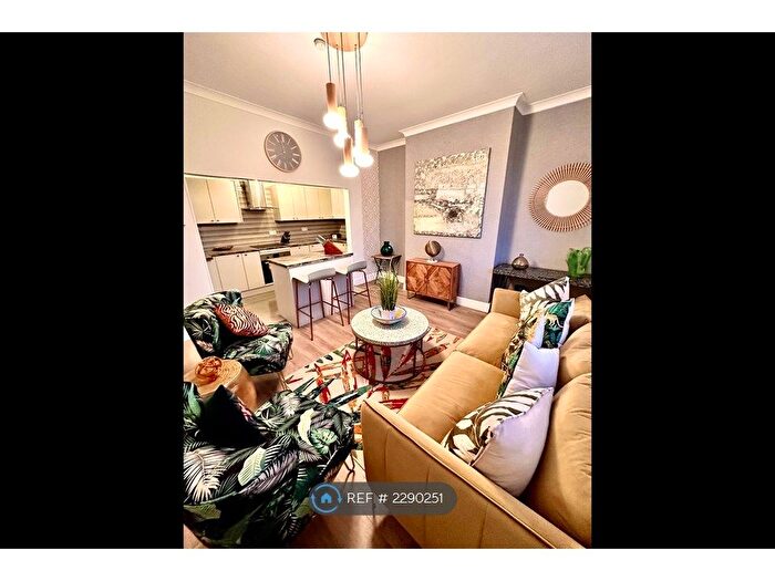 2 Bedroom Flat To Rent In Marmion Road, Southsea, PO5