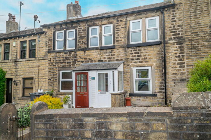 2 Bedroom Terraced House For Sale In Meltham Road, Netherton, Huddersfield, HD4