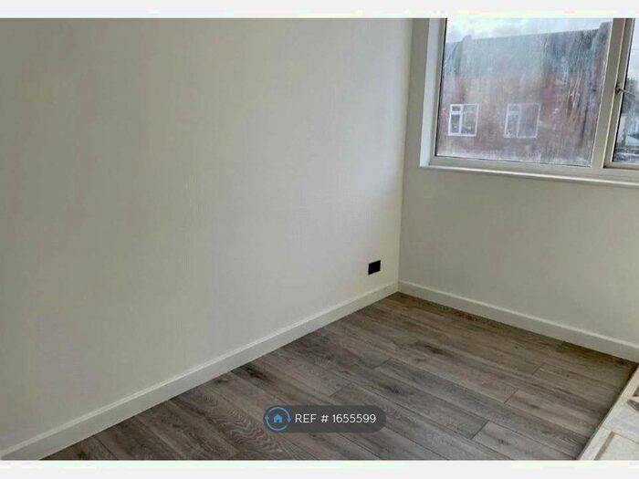 2 Bedroom Maisonette To Rent In Barkers Butts Lane, Coventry, CV6