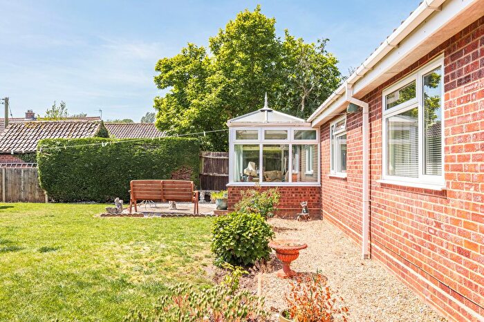5 Bedroom Detached Bungalow For Sale In Norwich Road, Colton, Norwich, NR9