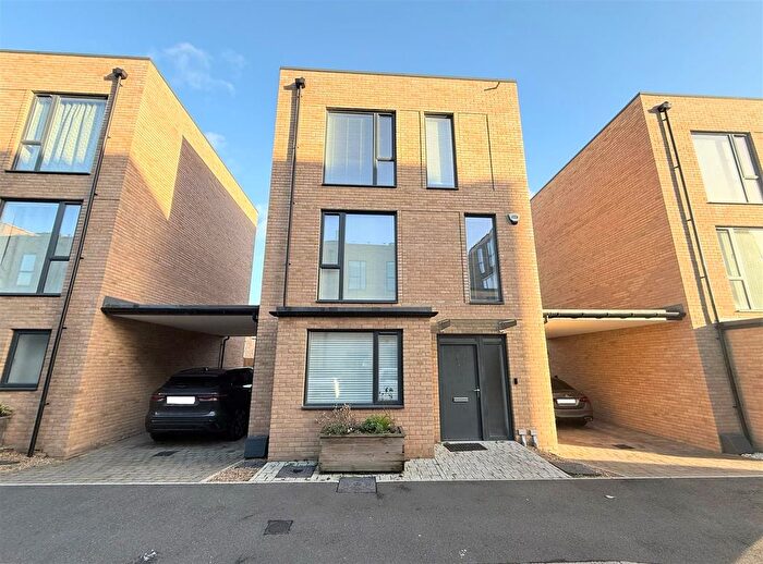 4 Bedroom Detached House To Rent In Michael Robbins Way, Mill Hill, NW7