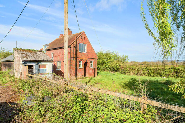 3 Bedroom Detached House For Sale In Smalls Hill Road, Leigh, Reigate, RH2