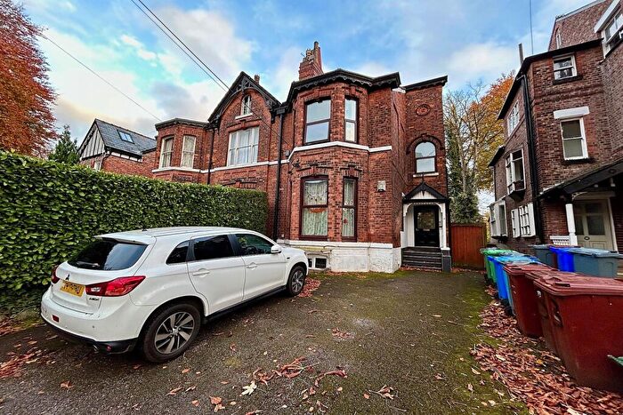 6 Bedroom Semi Detached House For Sale In Old Lansdowne Road, West Didsbury, M20