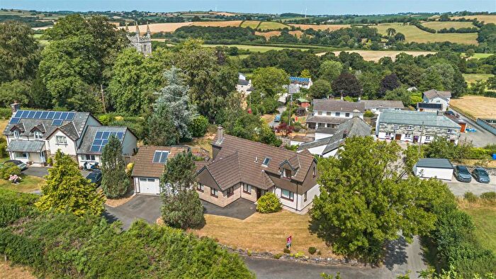 5 Bedroom Detached House For Sale In Lezant, Launceston, PL15