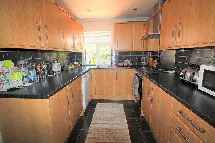 3 Bedroom Terraced House To Rent In Colville Road, London, N9