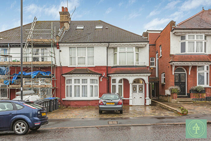1 Bedroom Flat To Rent In Station Road, London, N21