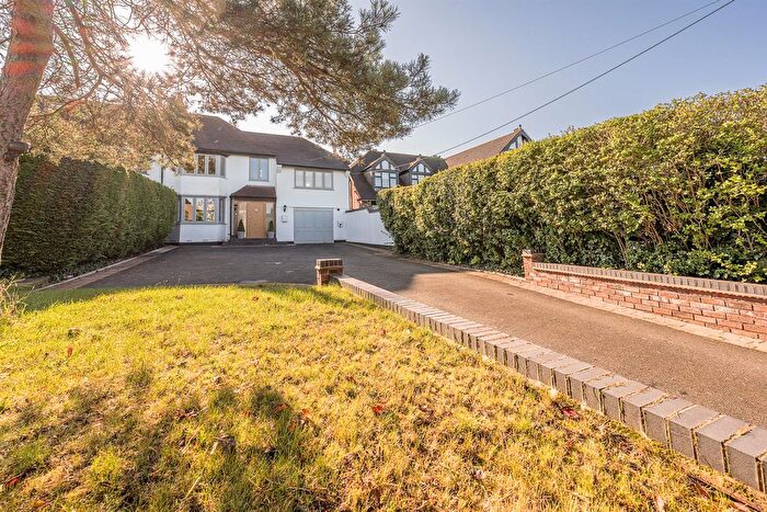 4 Bedroom Semi-Detached House For Sale In Post Office Road, Seisdon, WV5