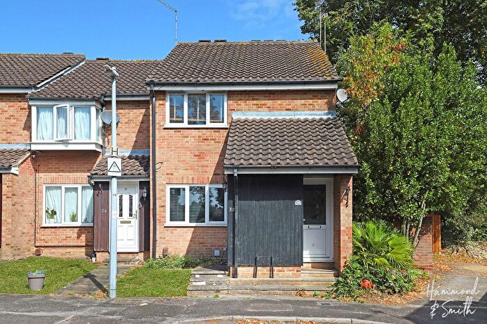 1 Bedroom Maisonette To Rent In Hampden Close, North Weald, CM16