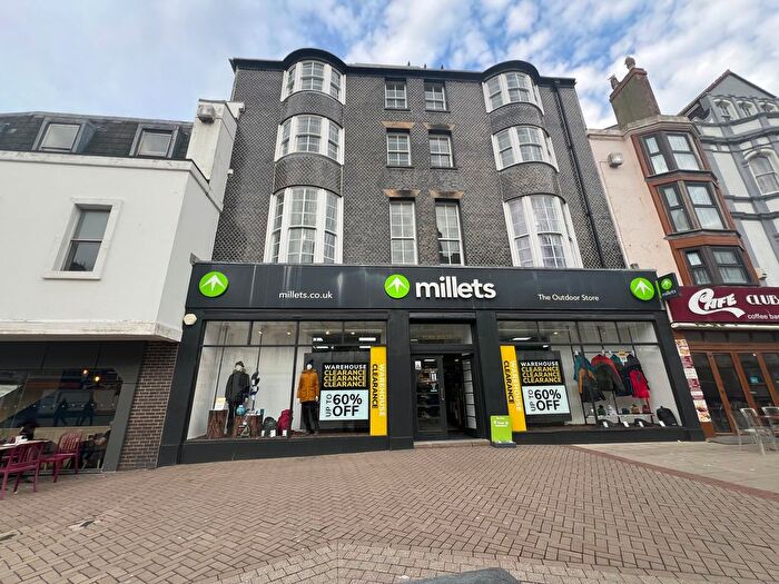 1 Bedroom Flat To Rent In York Gardens, Hastings, TN34