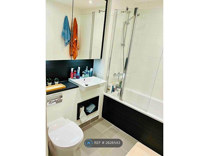 1 Bedroom Flat To Rent In Thunderer Street, London, E13