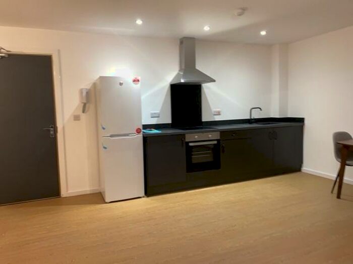 1 Bedroom Apartment To Rent In Shiffnall Street, Bolton, Greater Manchester, BL2