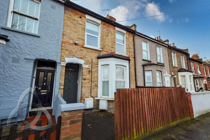 1 Bedroom Flat To Rent In Denzil Road, Willesden Green, London, NW10