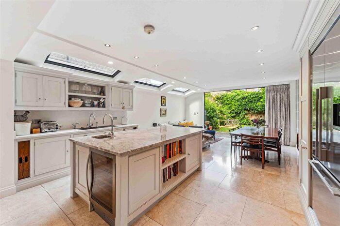 4 Bedroom Terraced House For Sale In Fernhurst Road, London, SW6
