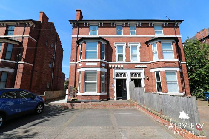 2 Bedroom Flat For Sale In Musters Road, West Bridgford, NG2