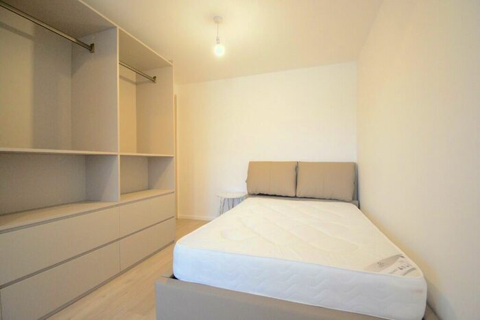 Studio To Rent In Elder Gate, Central Milton Keynes, MK9