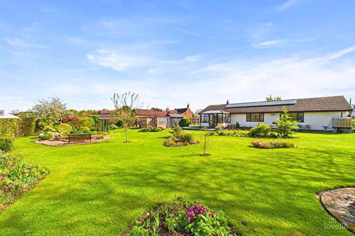 3 Bedroom Detached Bungalow For Sale In North End, Goxhill, North Lincolnshire, DN19