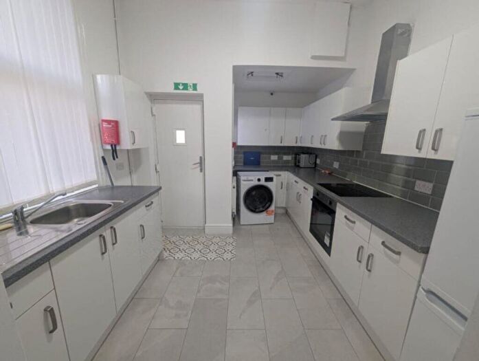 1 Bedroom House To Rent In Birches Head Road, Stoke-on-Trent, ST1