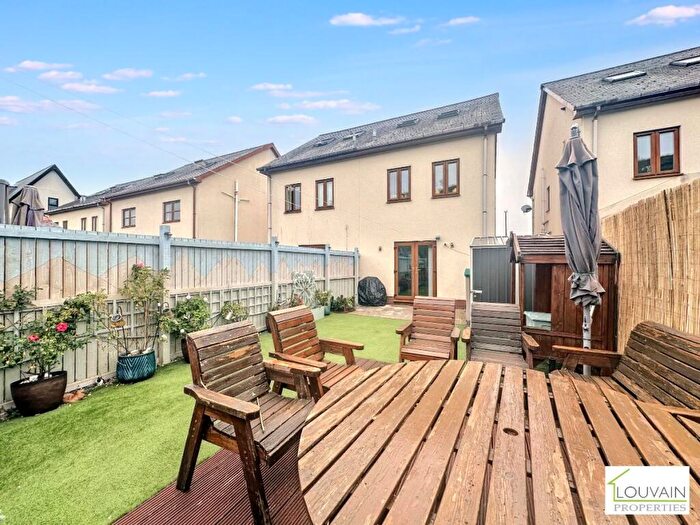 3 Bedroom Semi-Detached House For Sale In Marian Close, Tredegar, NP22