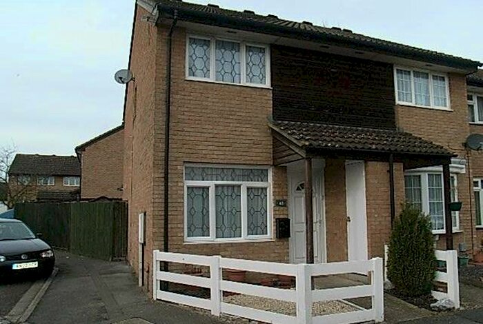 2 Bedroom End Terrace House To Rent In Pendula Drive, Yeading, Middlesex, UB4