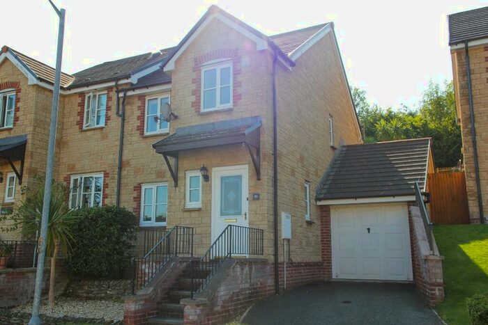 3 Bedroom Semi-Detached House To Rent In Talmena Ave, Wadebridge, PL27