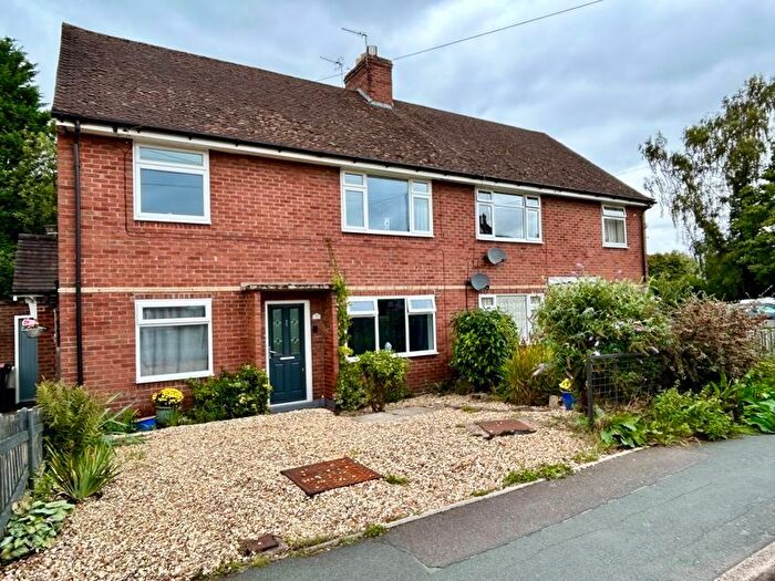 2 Bedroom Flat For Sale In Victoria Park, Newport, TF10